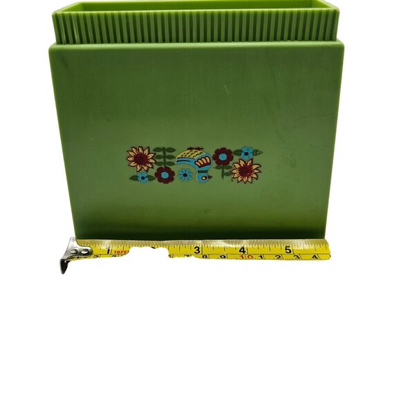 Vintage 60s/70s Avocado Green Plastic Bird & Flower Napkin Holder - Picture 5 of 10